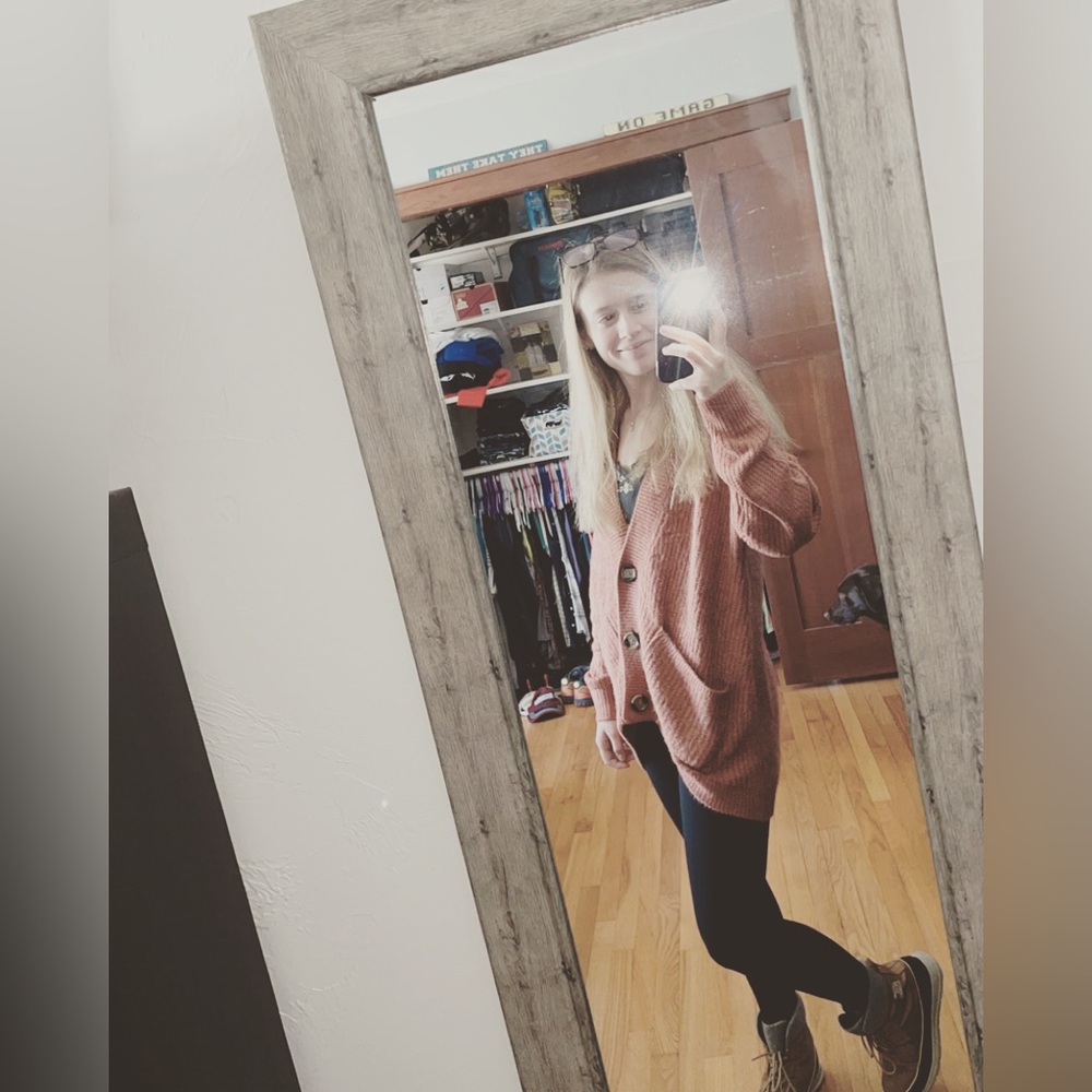 Meet your Posher, Emily